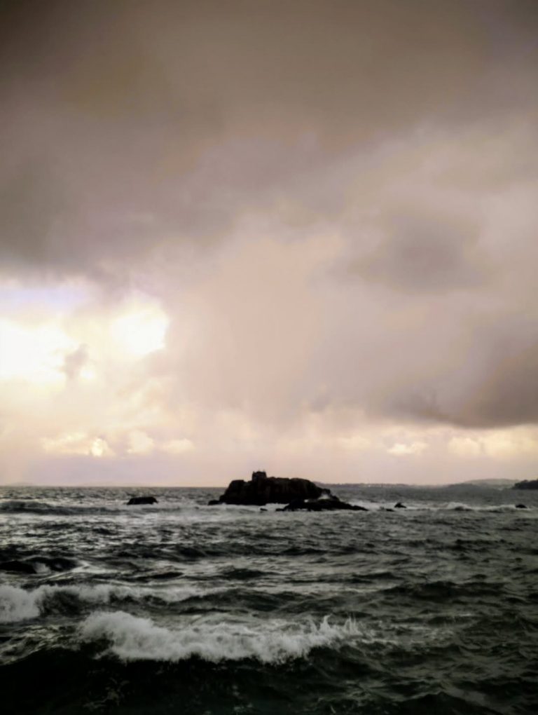 Instagram post from potirincon. This post is in position 4.