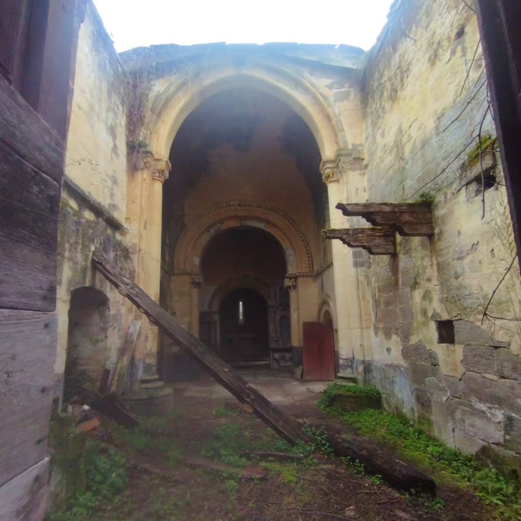 Instagram post from potirincon. This post is in position 1.