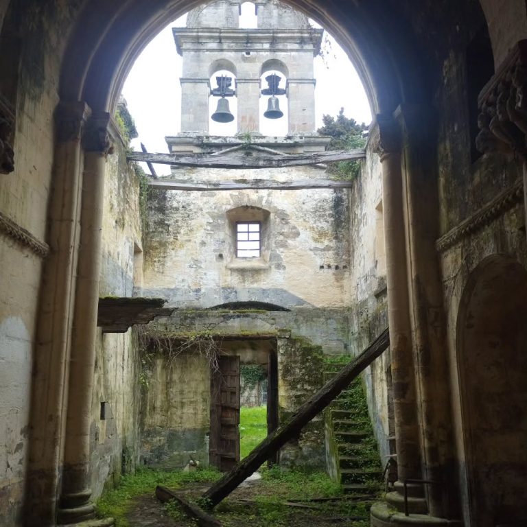 Instagram post from potirincon. This post is in position 2.